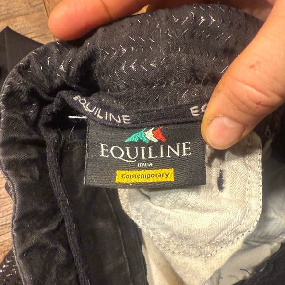 Equiline full grip seat black breeches EUC size 40 or US 24 - Picture 3 of 5